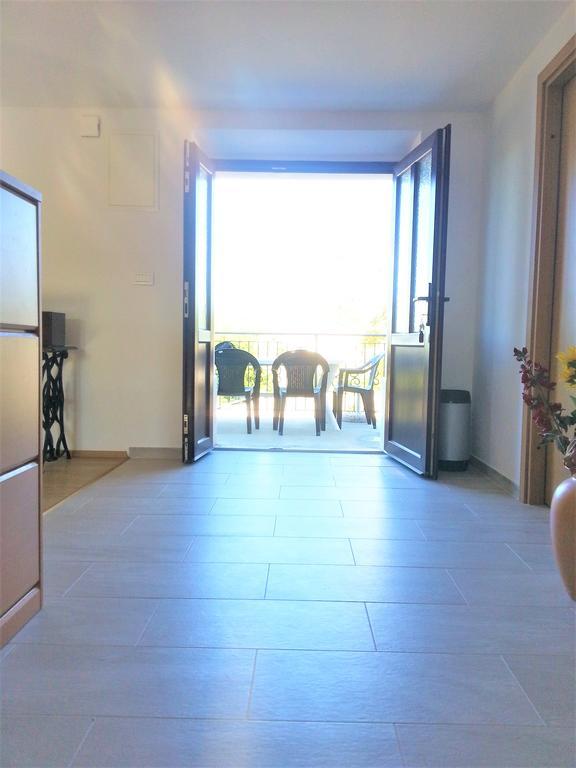 Apartment Rado Vrbnik Zewnętrze zdjęcie