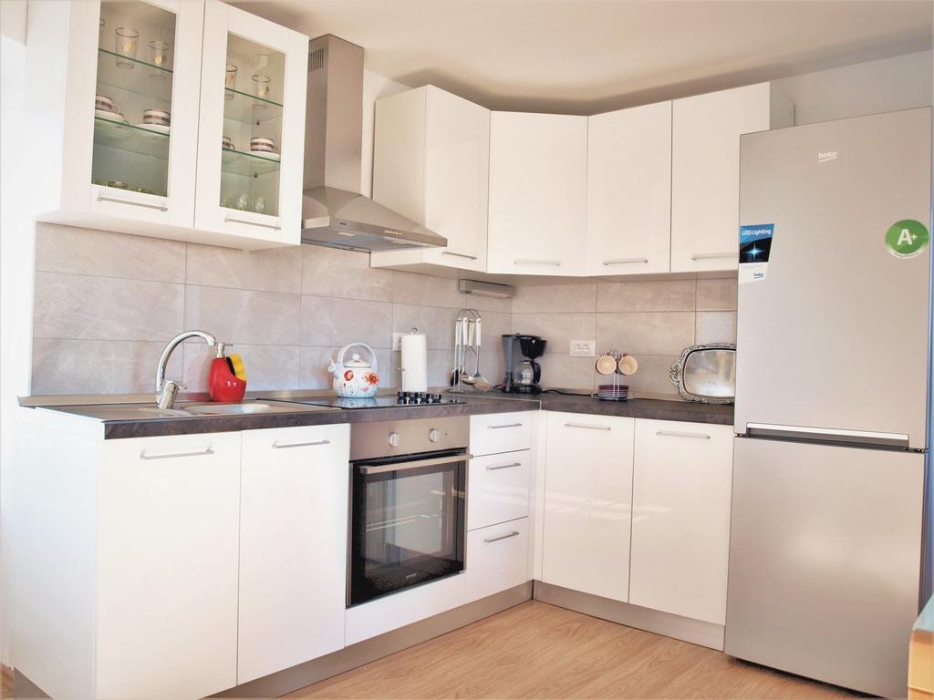 Apartment Rado Vrbnik Zewnętrze zdjęcie