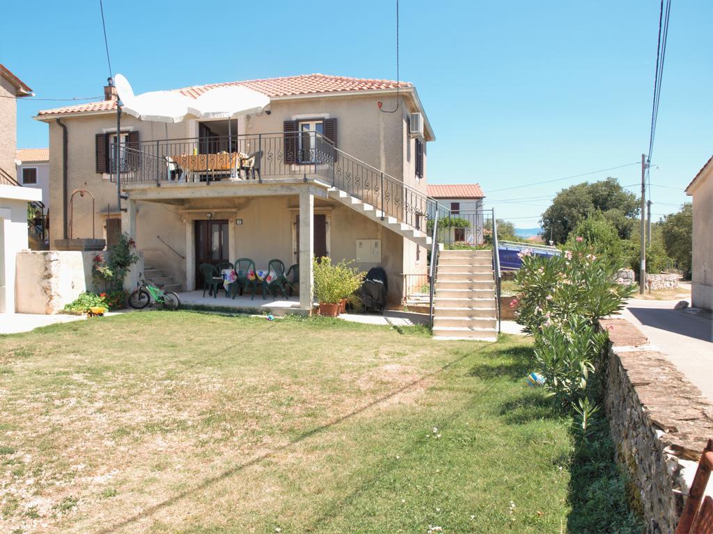 Apartment Rado Vrbnik Zewnętrze zdjęcie